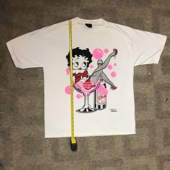 Vintage 1980’s Betty Boop “Champagne” t-shirt - Picture 5 of 5